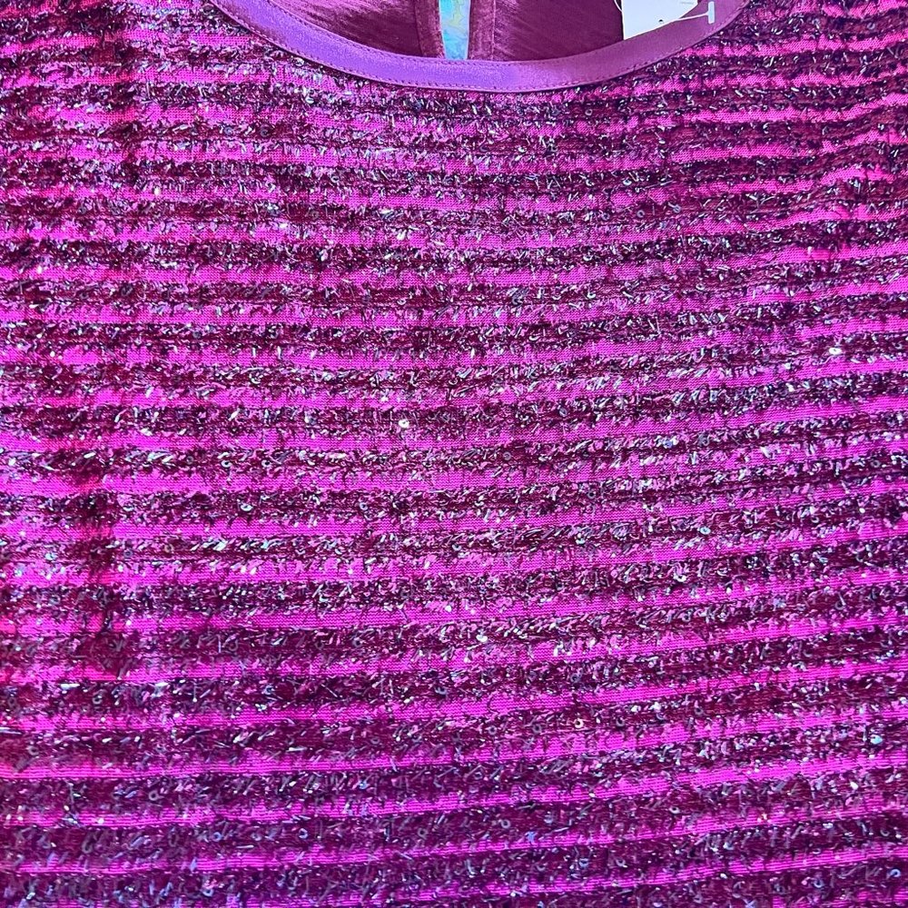 Loft Raspberry & Pink w/Silver Threads - Short Sleeve Top - Medium - Picture 5 of 6